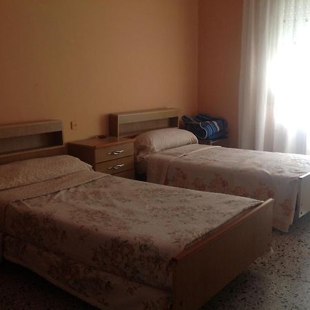 Hostel Alhambra Gerona Habitación foto